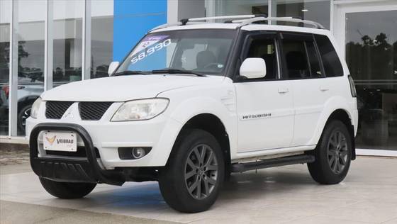 MITSUBISHI PAJERO TR4 2.0 4X2 16V 140CV FLEX 4P MANUAL